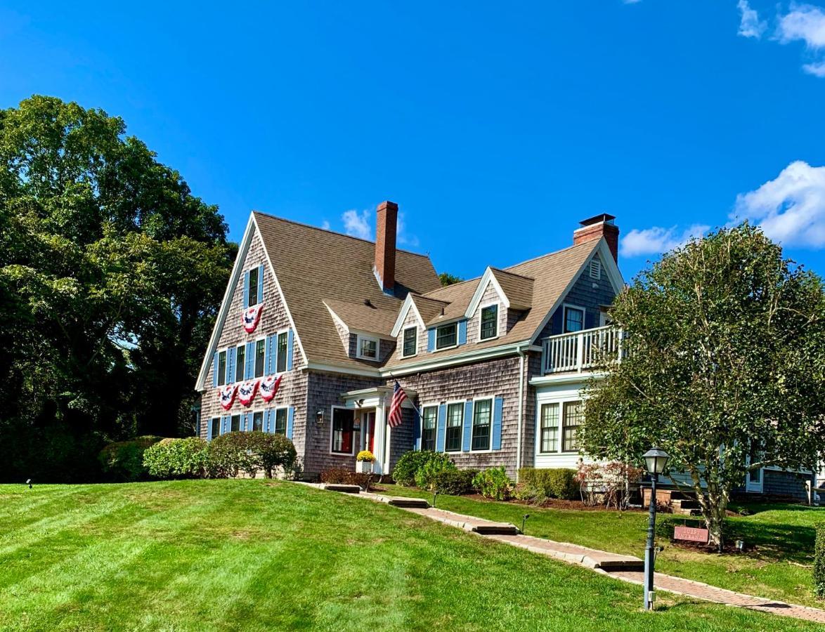 Ashley Manor Bed & Breakfast Barnstable Exterior photo