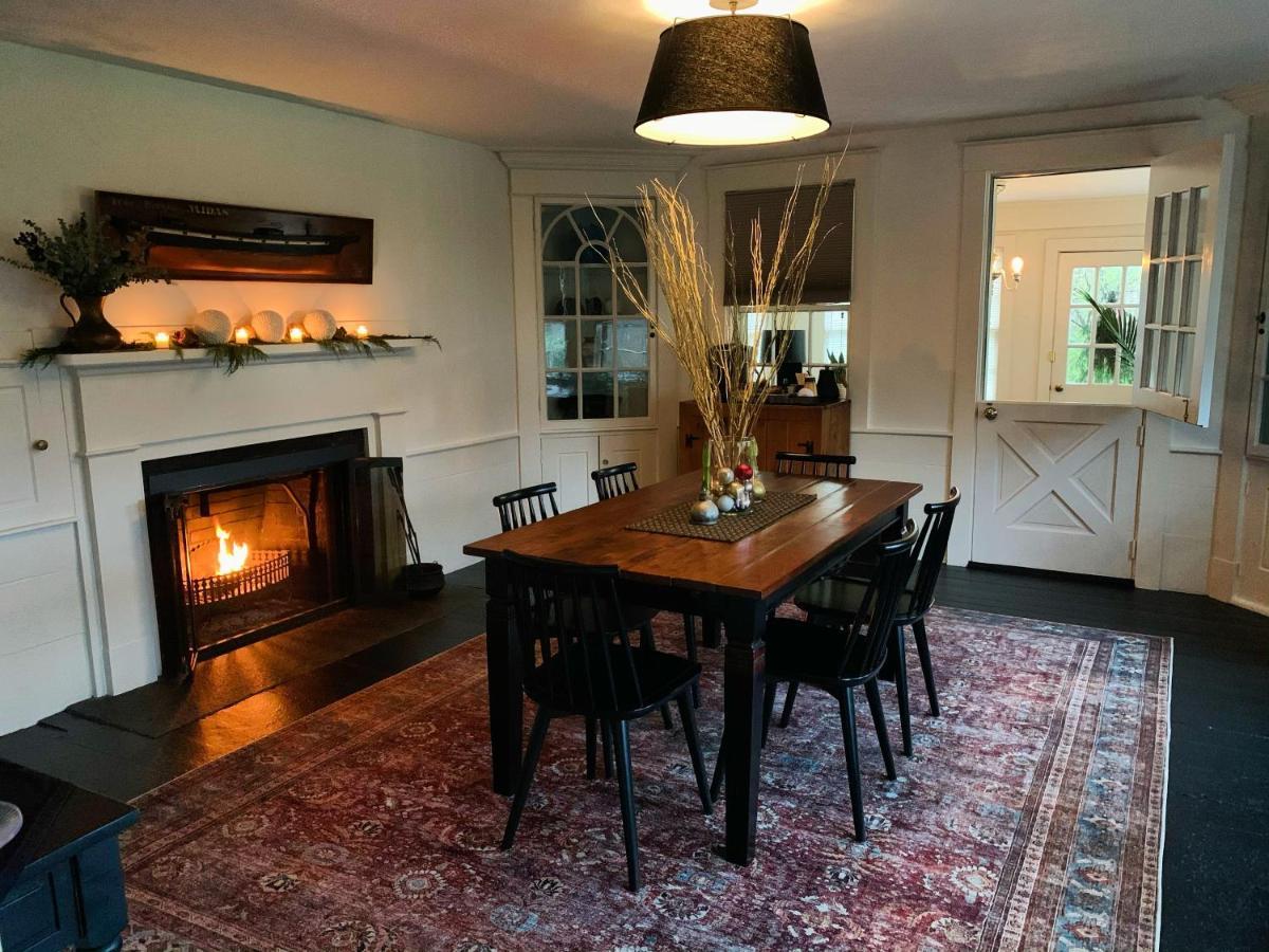 Ashley Manor Bed & Breakfast Barnstable Exterior photo