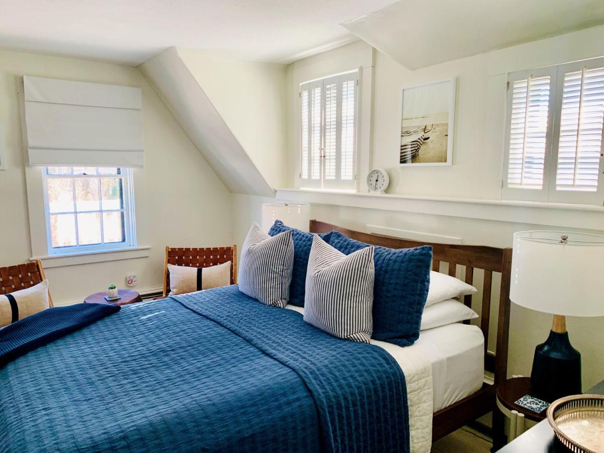 Ashley Manor Bed & Breakfast Barnstable Exterior photo