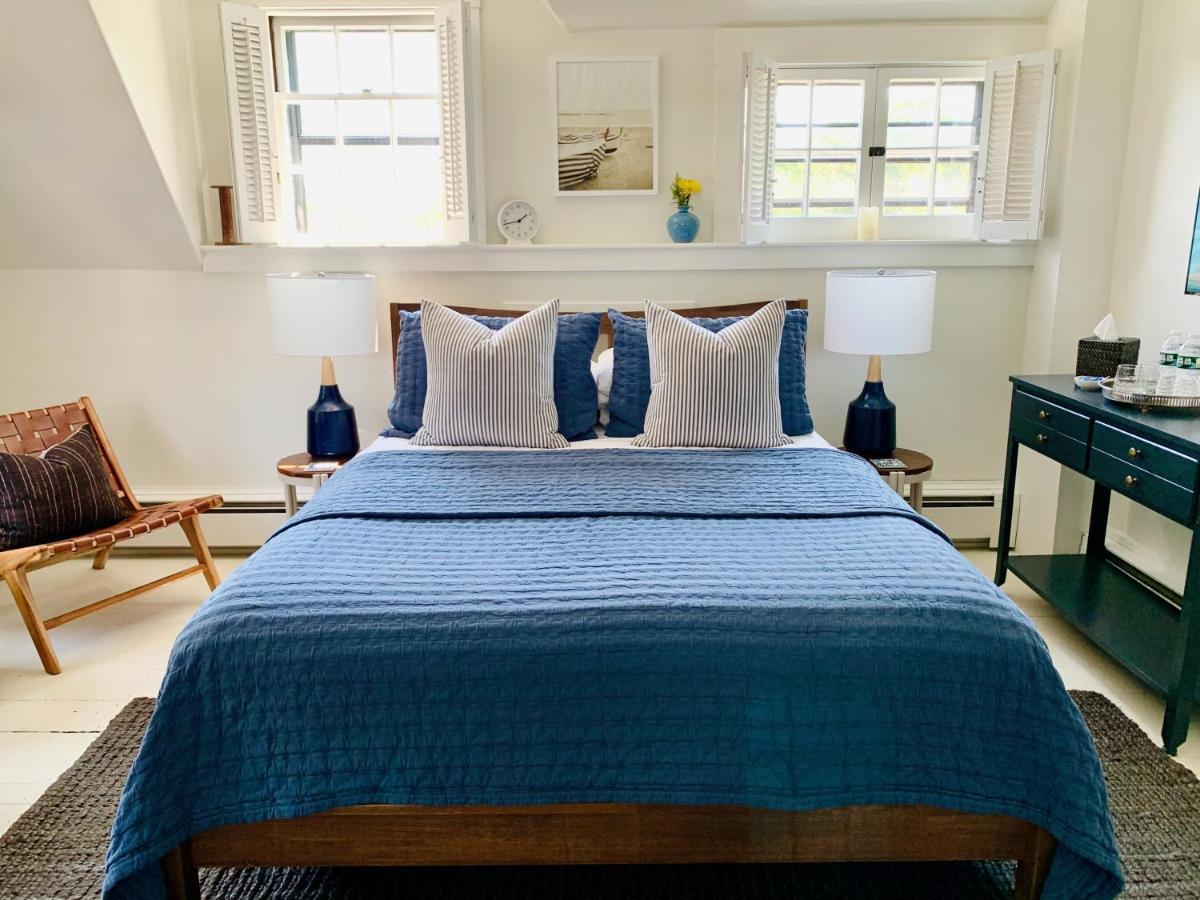 Ashley Manor Bed & Breakfast Barnstable Exterior photo