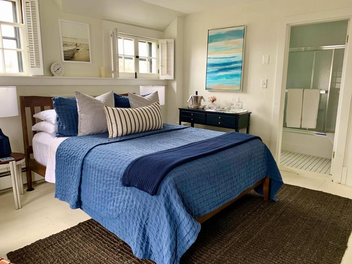 Ashley Manor Bed & Breakfast Barnstable Exterior photo