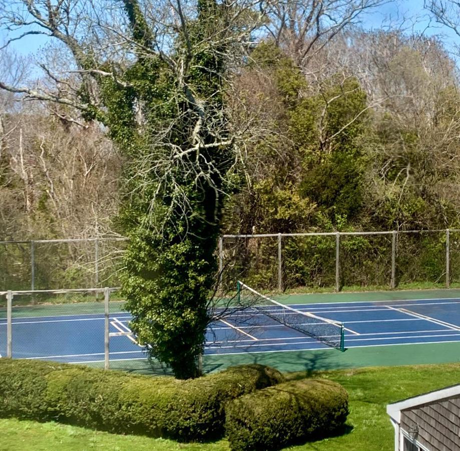 Ashley Manor Bed & Breakfast Barnstable Exterior photo