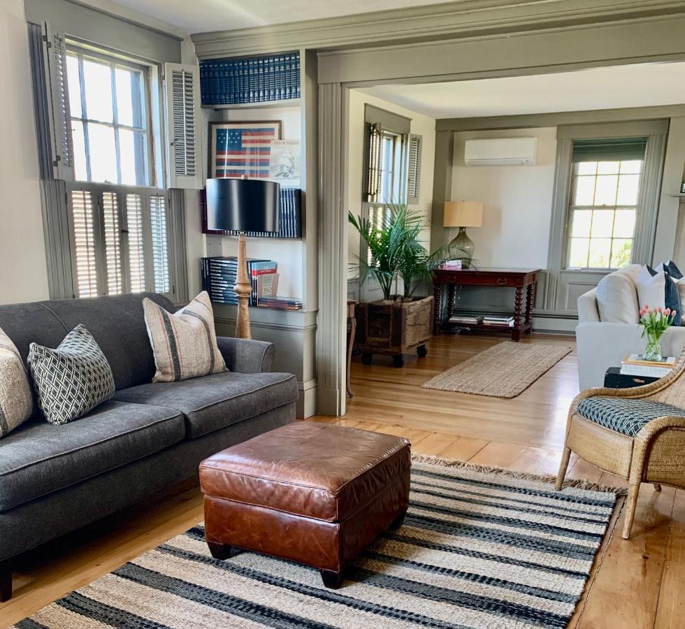 Ashley Manor Bed & Breakfast Barnstable Exterior photo